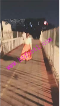 TL20727 依然S公共女厕所被调34分钟